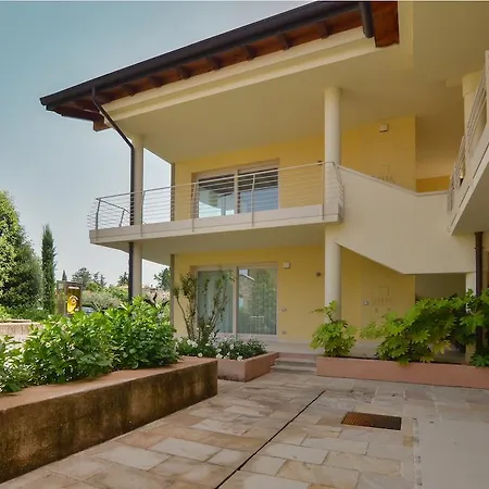 Halldis Apartment