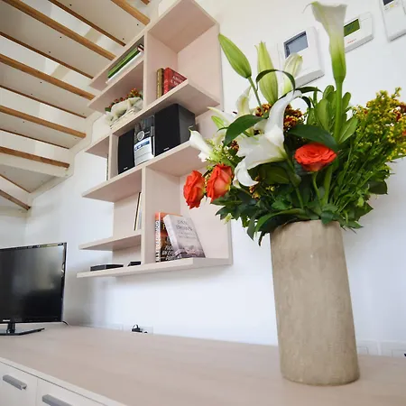 Halldis Apartment Sirmione