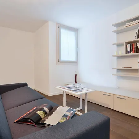Halldis Apartment *