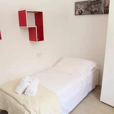 Halldis Apartment *
